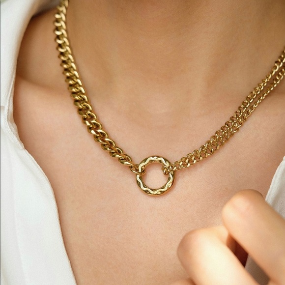 Double Round Chain Necklace | Gold Plated Stainless Steel - Picture 3 of 4